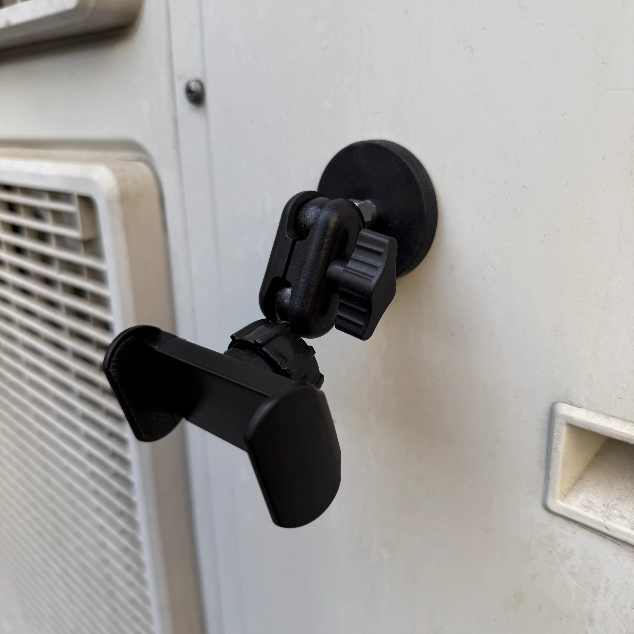 Powerful N52 Magnet Phone Clip - Outdoor Power 'Hose' บทวิจารณ์และราคา